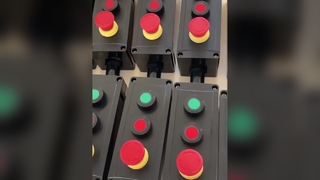 Skrzynka na guziki w wykonaniu przeciwwybuchowym i odpornym na korozję